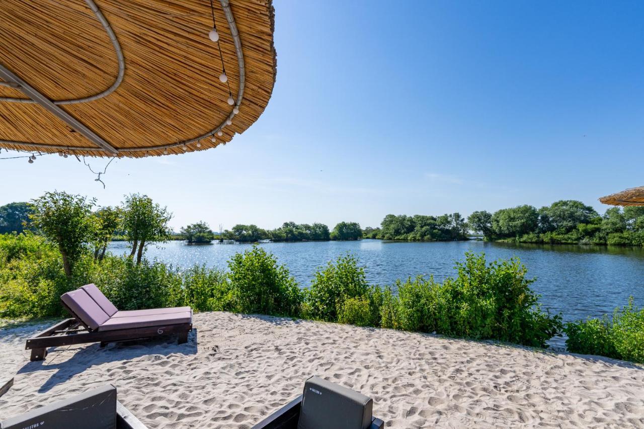 Hotel Nordstern Neuharlingersiel Exteriör bild