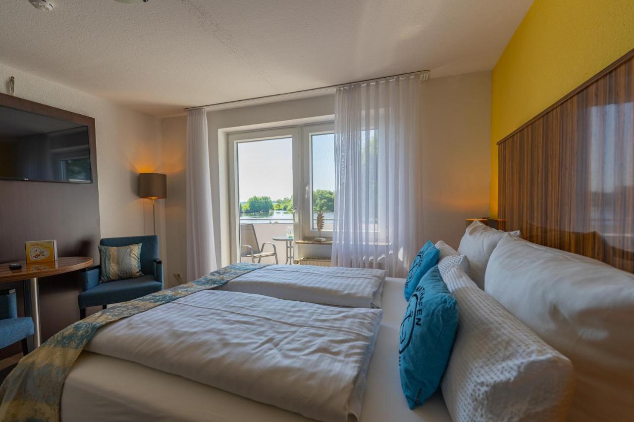 Hotel Nordstern Neuharlingersiel Exteriör bild
