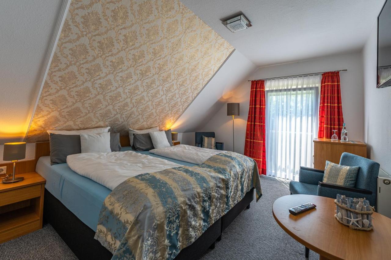 Hotel Nordstern Neuharlingersiel Exteriör bild